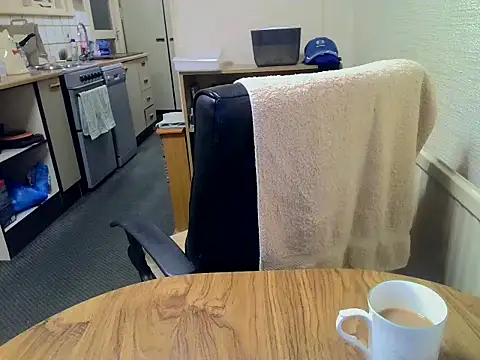 daddyflash online show from 04-02-26, 08:28