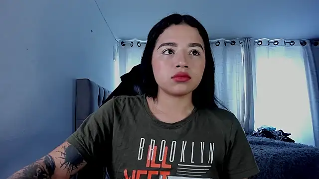 aliice walker  online show from 02-16-26, 03:41