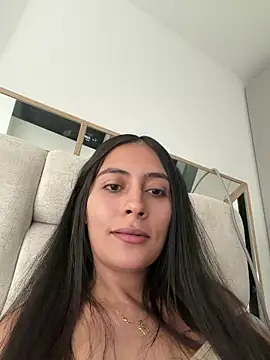 Sophie  Foxxx online show from 02-06-26, 07:39