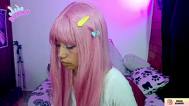 Roxanbunny1 online show from 11-05-25, 05:29
