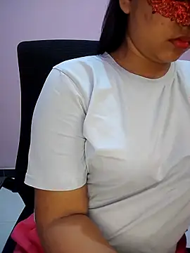 Rose Olivia online show from 09-14-25, 03:55