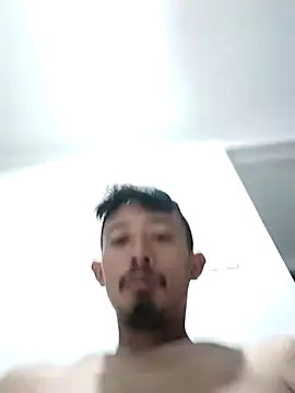 Snapshot of Dwirosebig chatting on 10-11-25, 10:08 Dwirosebig online show from 10-11-25, 10:08