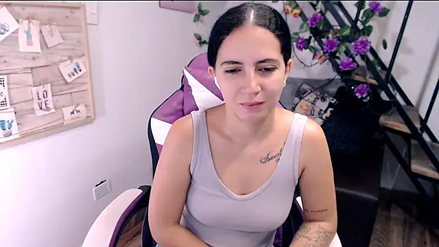 Snapshot of samantha_baby_ chatting on 04-29-26, 02:32 samantha baby online show from 04-29-26, 02:32
