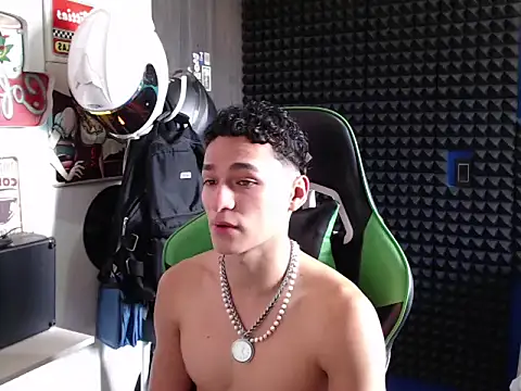 Curly Angel24 online show from 10-04-25, 03:54