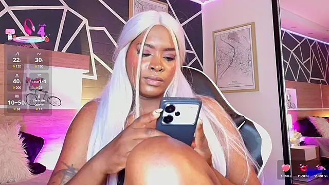 Snapshot of KAROL-SCOTT chatting on 09-17-25, 09:05 KAROL-SCOTT online show from 09-17-25, 09:05