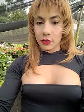 Snapshot of Evehampy chatting on 11-30-25, 05:39 Evehampy online show from 11-30-25, 05:39