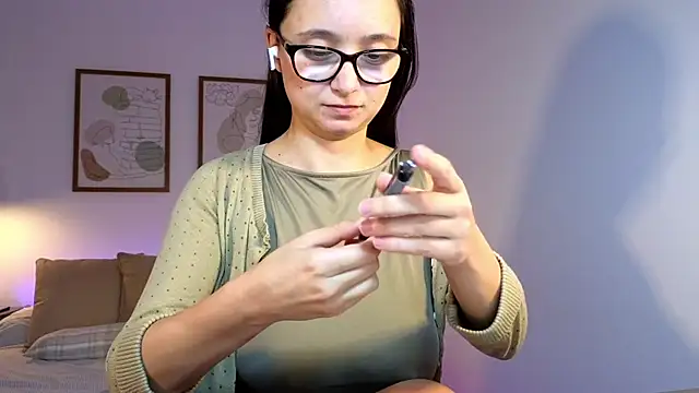 leyla babe online show from 12-18-24, 02:17