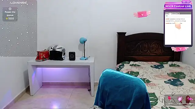 Snapshot of salome_sweet4 chatting on 02-25-25, 07:25 salome sweet4 online show from 02-25-25, 07:25