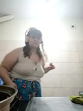 Bombon ok online show from 03-03-26, 04:29