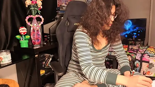 ShinyCherub online show from 02-18-25, 09:54