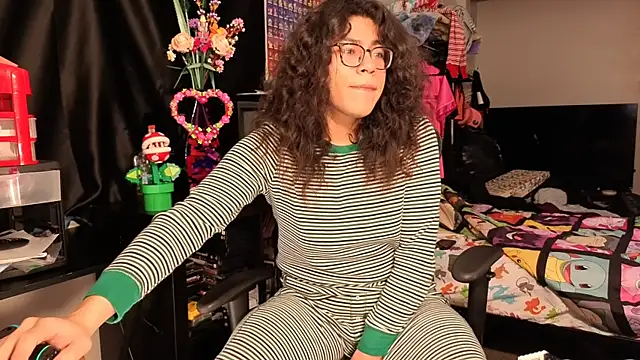 ShinyCherub online show from 02-28-25, 05:15