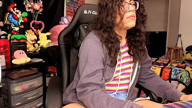 ShinyCherub online show from 09-22-25, 04:42