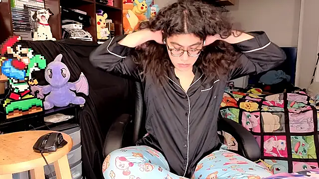 ShinyCherub online show from 01-11-26, 05:23