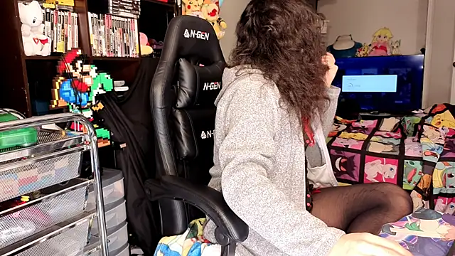 ShinyCherub online show from 04-09-26, 01:16