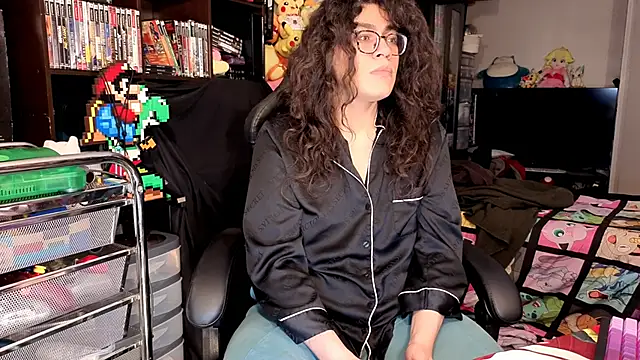 ShinyCherub online show from 04-18-26, 06:23