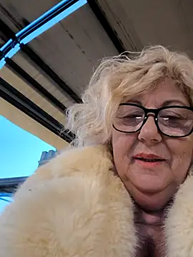 Merilulla online show from 11-14-25, 04:06