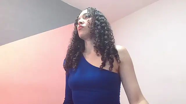 Snapshot of thefockers69 chatting on 01-30-25, 04:16 thefockers69 online show from 01-30-25, 04:16