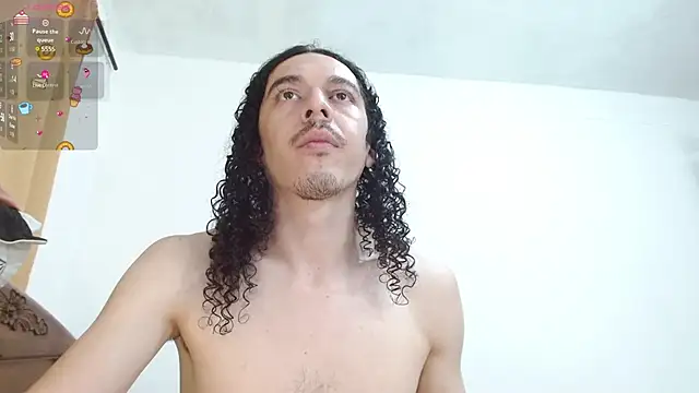 Snapshot of thefockers69 chatting on 10-29-25, 05:42 thefockers69 online show from 10-29-25, 05:42