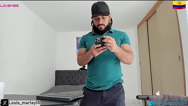 Louis marley   online show from 11-05-25, 04:40