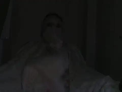 Snapshot of maxstelll chatting on 03-03-26, 04:18 maxstelll online show from 03-03-26, 04:18