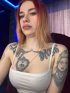 Snapshot of Queen_of_pain chatting on 02-18-25, 07:21 Queen of pain online show from 02-18-25, 07:21