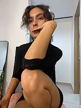 Snapshot of AnaRoxane_ chatting on 12-18-24, 11:51 AnaRoxane online show from 12-18-24, 11:51