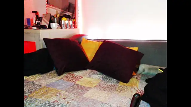 welliza online show from 12-23-24, 02:45