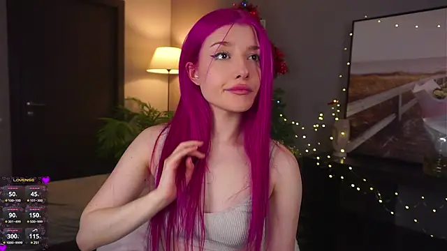 Snapshot of ShirleyCarolyn chatting on 12-27-24, 07:57 ShirleyCarolyn online show from 12-27-24, 07:57