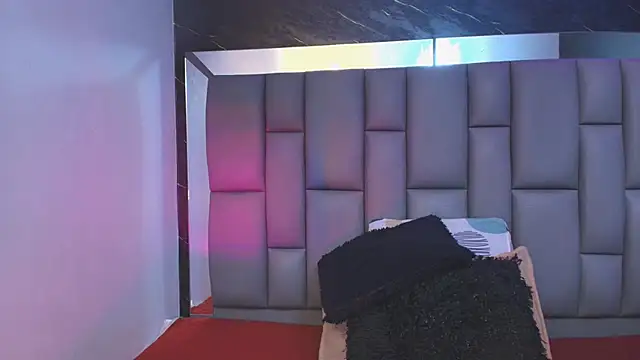  MiaBrown  online show from 11-22-25, 12:04