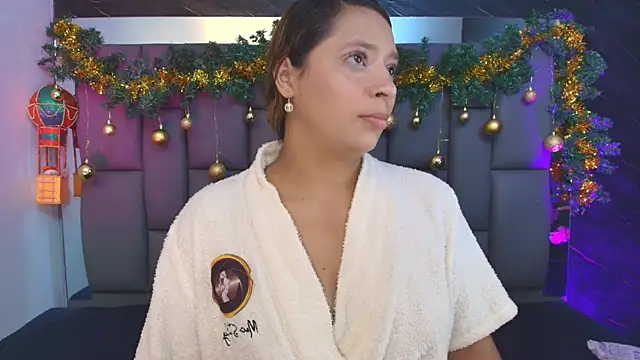  MiaBrown  online show from 12-18-25, 12:11