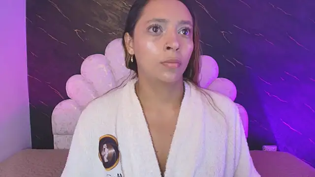  MiaBrown  online show from 05-20-26, 12:00