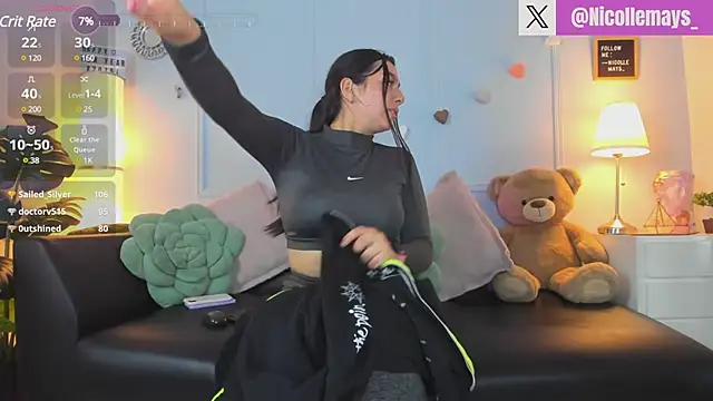 Nicollemays online show from 02-25-25, 12:03