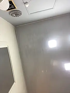 Nicollemays online show from 02-27-25, 12:13