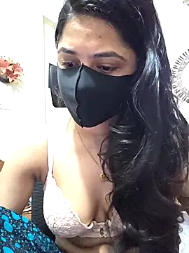 Snapshot of Suvosri chatting on 04-22-26, 06:16 Suvosri online show from 04-22-26, 06:16