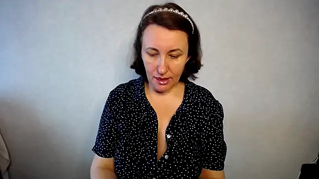 DonnaMagdalena online show from 03-29-26, 01:22