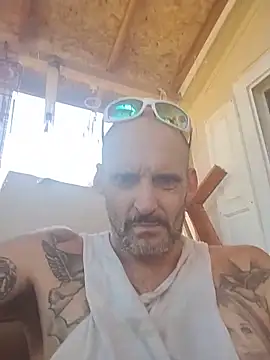 Snapshot of ClydeCan409 chatting on 05-14-26, 04:58 ClydeCan409 online show from 05-14-26, 04:58