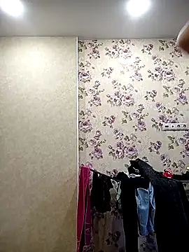  Sweet Love  online show from 10-22-25, 01:55