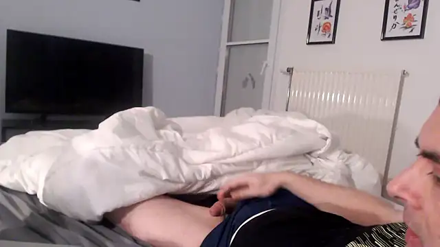 freddy0222222 online show from 01-11-26, 08:47