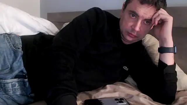 freddy0222222 online show from 02-16-26, 12:12