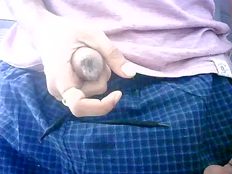 Snapshot of mrose8080 chatting on 11-04-25, 09:25 mrose8080 online show from 11-04-25, 09:25