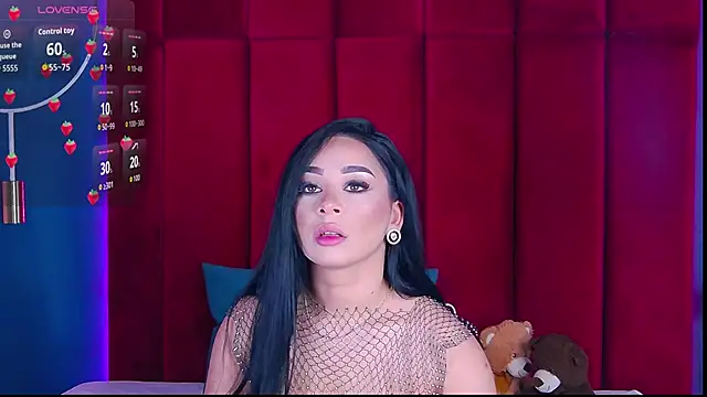 Snapshot of MadyLuxxx chatting on 05-02-26, 06:57 MadyLuxxx online show from 05-02-26, 06:57