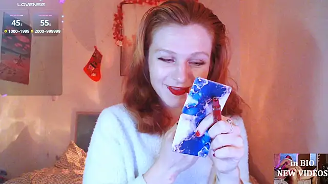 Cassie Wild online show from 12-17-25, 01:39