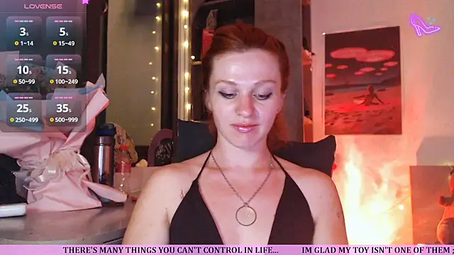 Snapshot of Cassie_Wild chatting on 04-22-26, 01:01 Cassie Wild online show from 04-22-26, 01:01