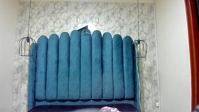 nalalye cruzz  online show from 05-29-26, 03:04