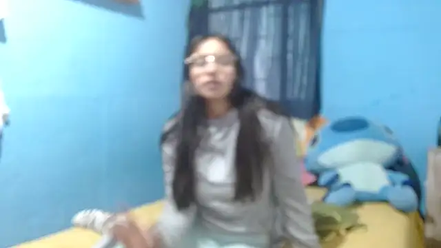 clarisse69 online show from 02-10-25, 09:47