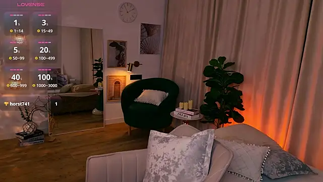 Annie Light online show from 05-14-26, 06:42