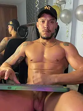 ARON TAYLER01 online show from 03-01-25, 04:00