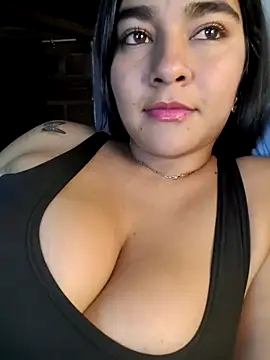 Snapshot of alison_villalobo chatting on 02-22-25, 01:11 alison villalobo online show from 02-22-25, 01:11