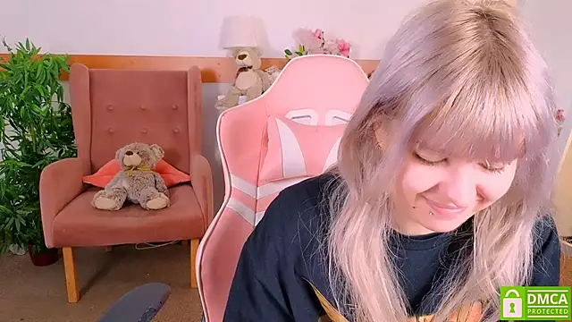 Grace and  Jacob online show from 11-19-25, 08:25