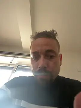 SweetBoy32 online show from 05-16-26, 01:10